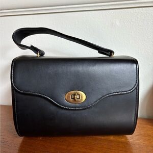 Vintage black leather box purse with twist lock
